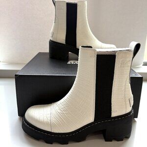 Sorel Joan Now Chelsea Boots Leather Booties Sea Salt Black Size 8.5 NEW
